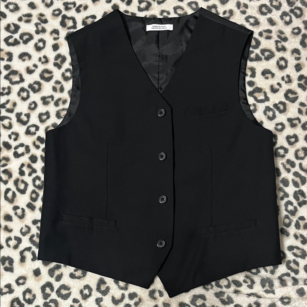 Izod Boys Black Vest